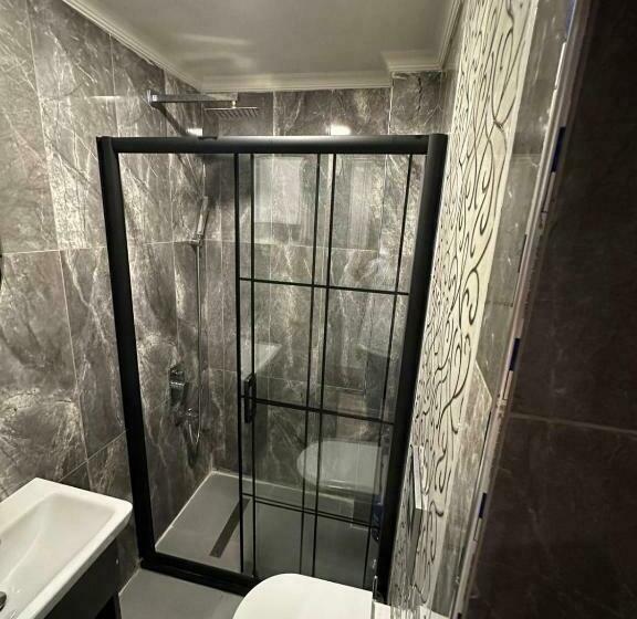 Номер Стандарт, Ada Life Suit