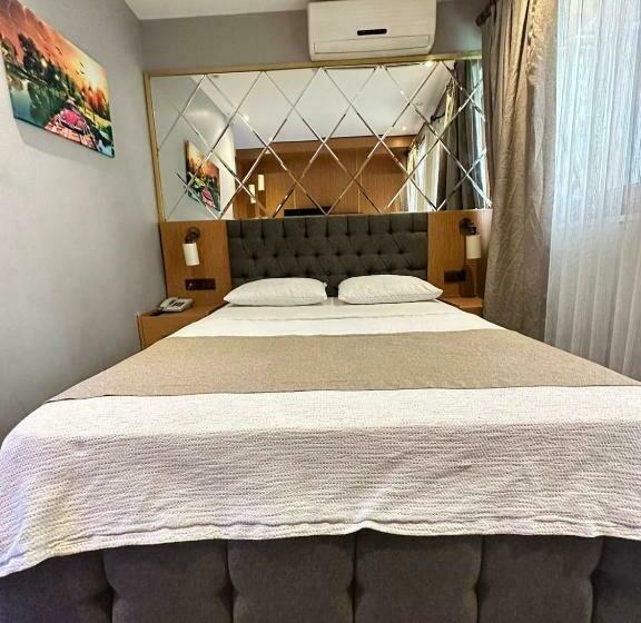 Номер Стандарт с Балконом, Ada Life Suit