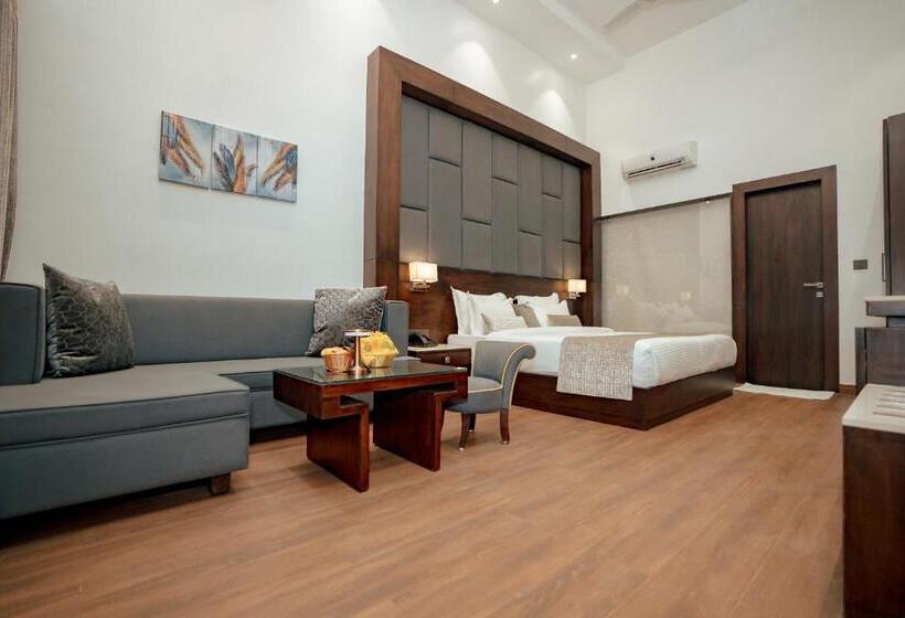 חדר דלוקס, Tan N Sand