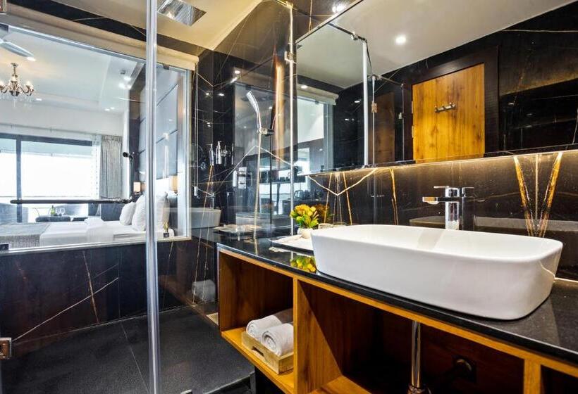 חדר סטנדרט עם מיטת קינג, Tan N Sand