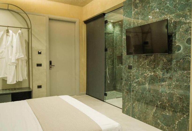 חדר דלוקס נוף לים, Comfort Suites