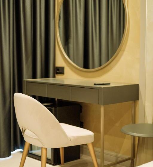 חדר דלוקס נוף לים, Comfort Suites