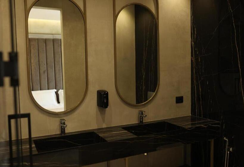 חדר דלוקס נוף לים, Comfort Suites