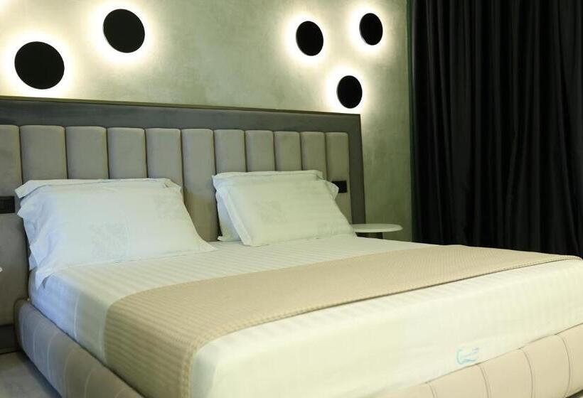 חדר דלוקס, Comfort Suites