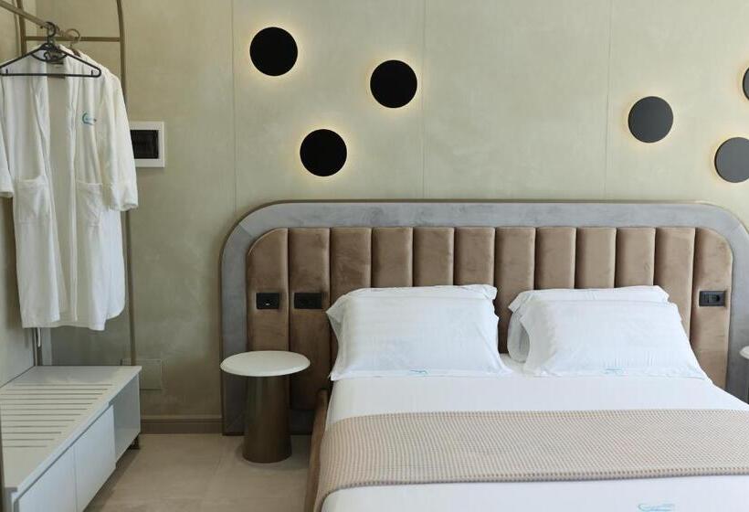 חדר דלוקס נוף לים, Comfort Suites