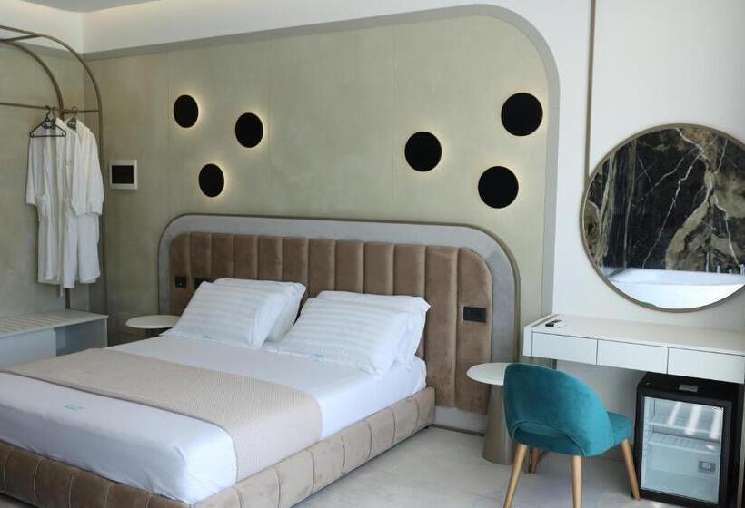 חדר דלוקס נוף לים, Comfort Suites