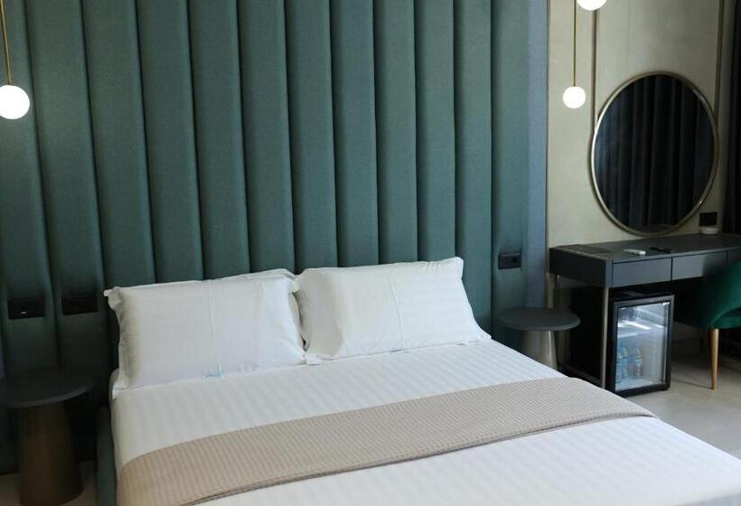 חדר דלוקס נוף לים, Comfort Suites