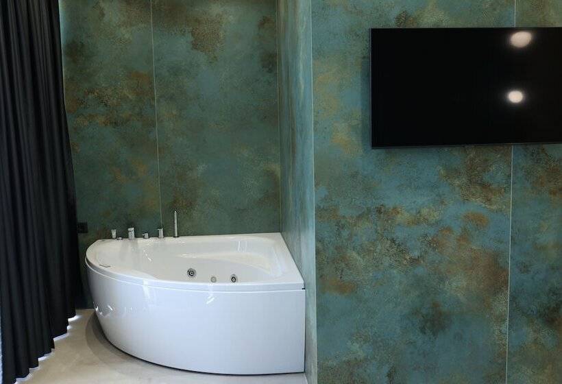 חדר דלוקס נוף לים, Comfort Suites