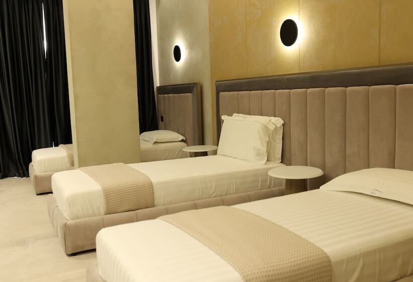 חדר דלוקס לשלושה, Comfort Suites