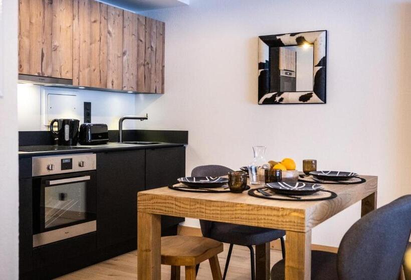 דירת חדר, Snoroc By Daddy Pool  Terresens