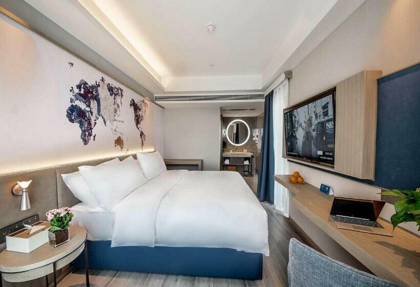 Premium room with view, Kyriad Marvelous Hotel Qinhuangdao Nandaihe