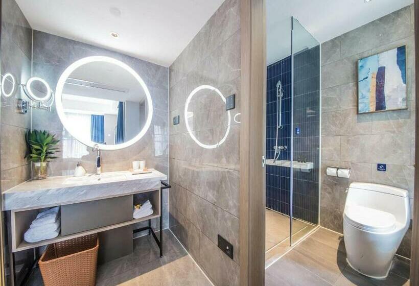 Premium room with view, Kyriad Marvelous Hotel Qinhuangdao Nandaihe