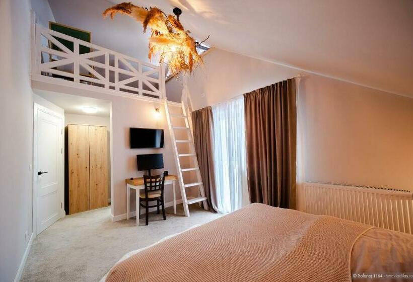 패밀리 룸, Solonetul Nou 1164