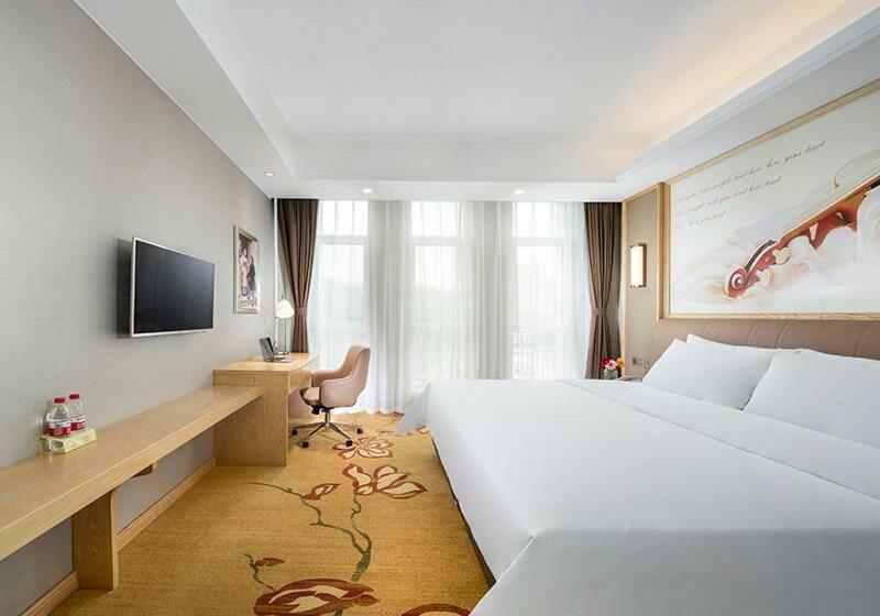 Номер Superior, Vienna International Hotel Mongolia Chifeng High Speed Railway Station