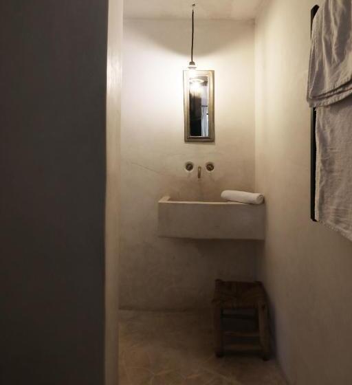 اتاق استاندارد با چشم‌انداز باغ, El Manzar