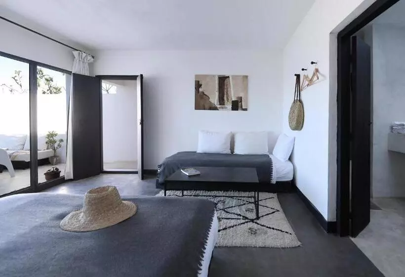 Deluxe Suite Sea View, El Manzar