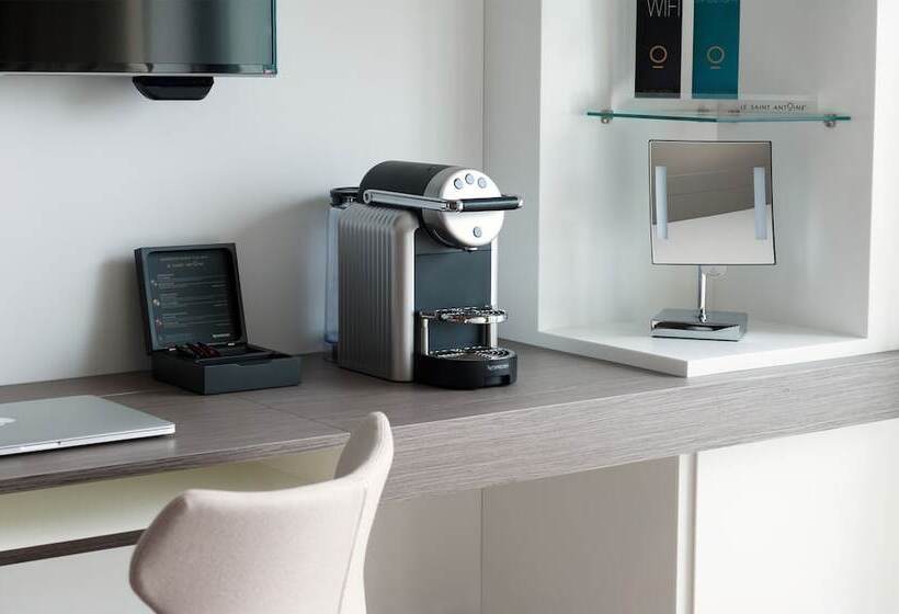 اتاق اجرایی, Bw Premier Collection Le Saint Antoine Hotel Et Spa