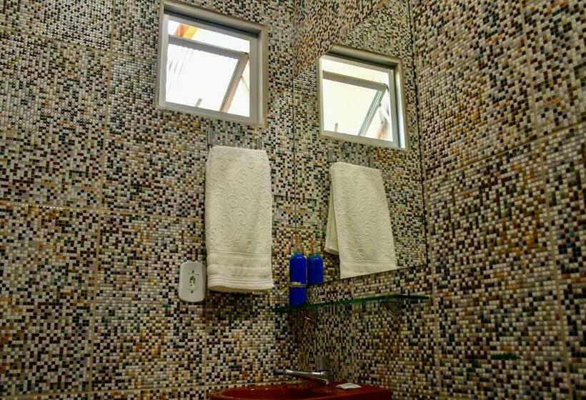 四人标准间, Chalés De Peroba