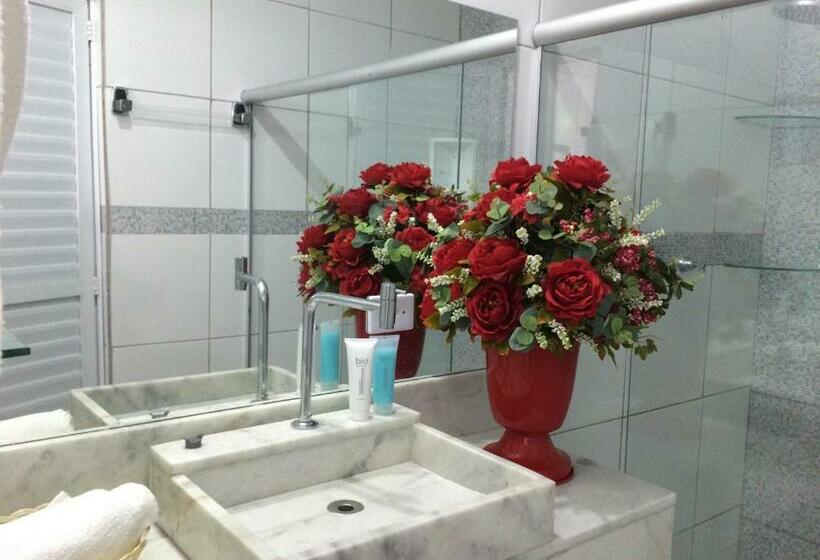 标准三人间, Chalés De Peroba