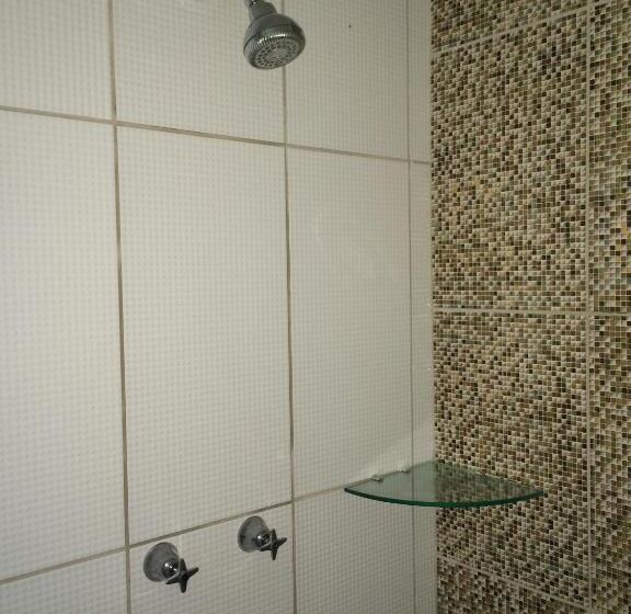 スタンダード4人部屋, Chalés De Peroba