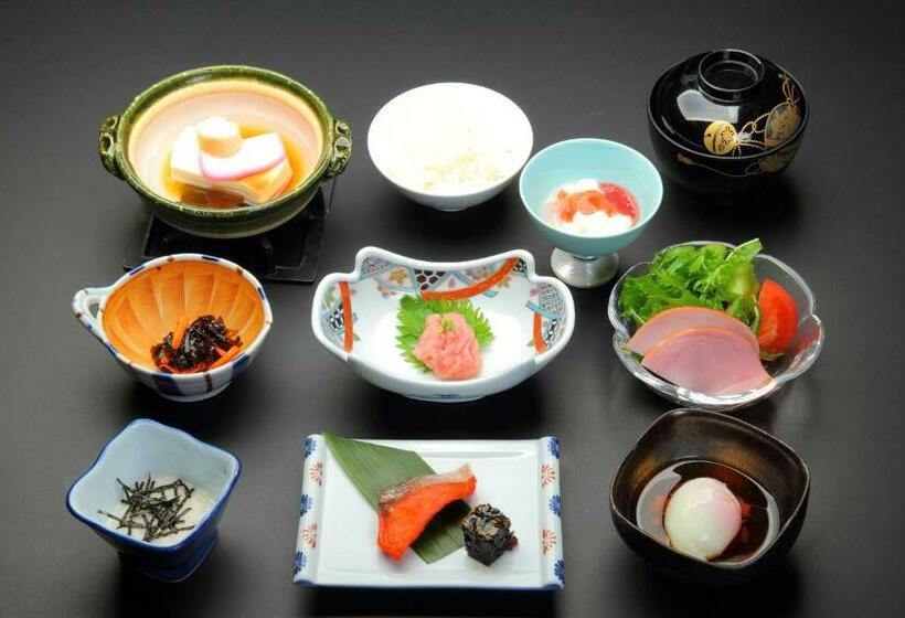 غرفة قياسية ذات إطلالة, Asafuji