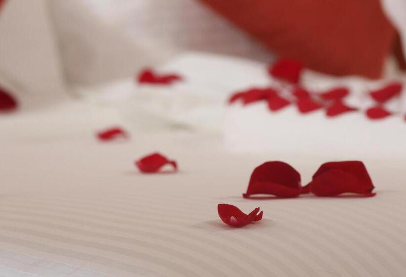 اتاق استاندارد با تخت بزرگ, Best Western Plus Salmiya