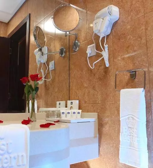 キングサイズベッドのジュニアスイート, Best Western Plus Salmiya