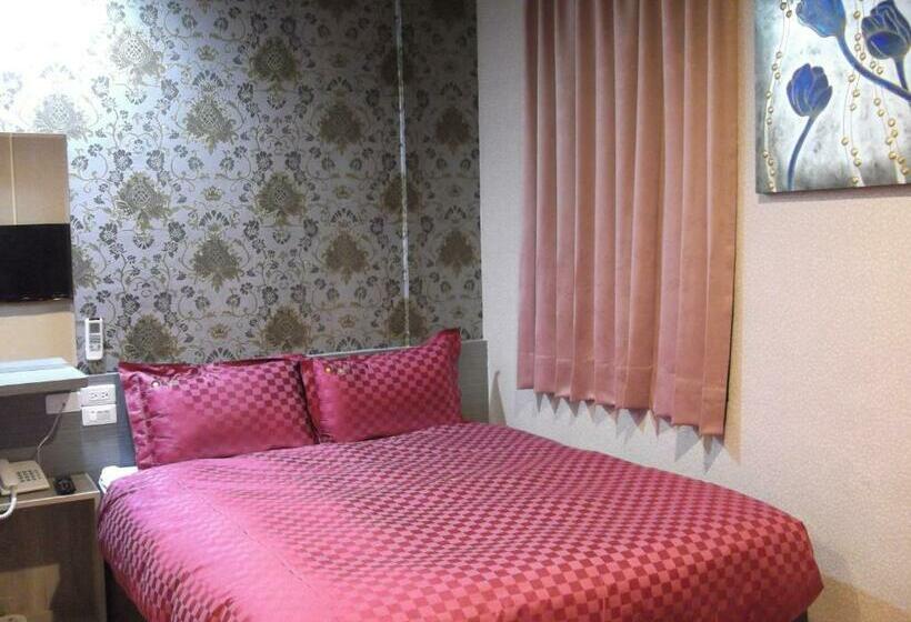 اتاق استاندارد, Bin Cheng