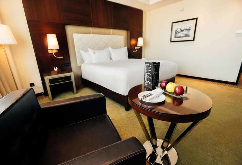 اتاق اجرایی با تخت بزرگ, Grand Mogador City Center