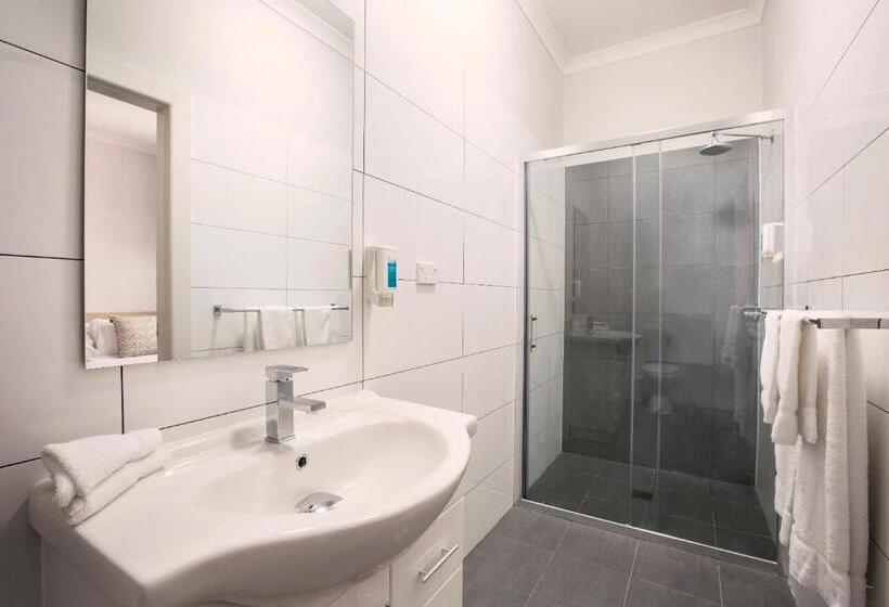 استودیوی استاندارد, Greenacre