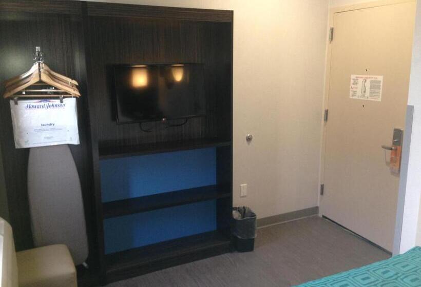 חדר סטנדרט מותאם לאדם עם מוגבלויות, Rockaway