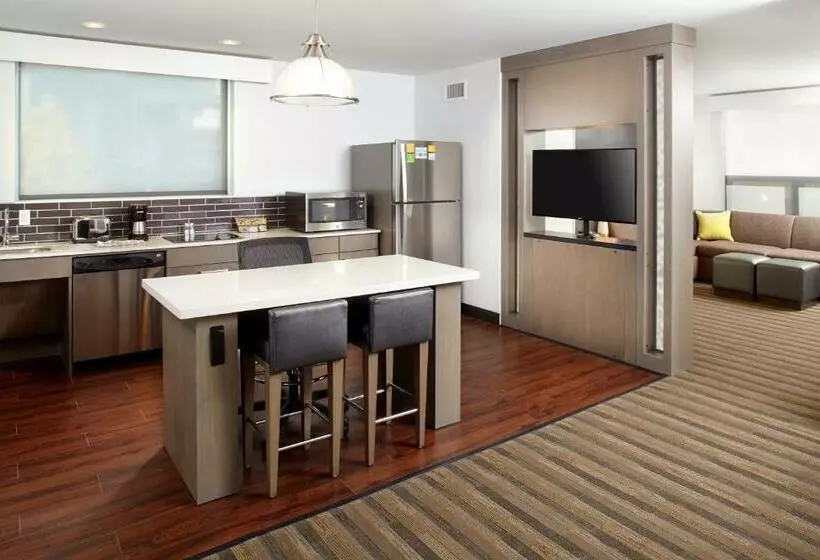 キングサイズベッドのスイートルーム, Hyatt House Denver Lakewood Belmar