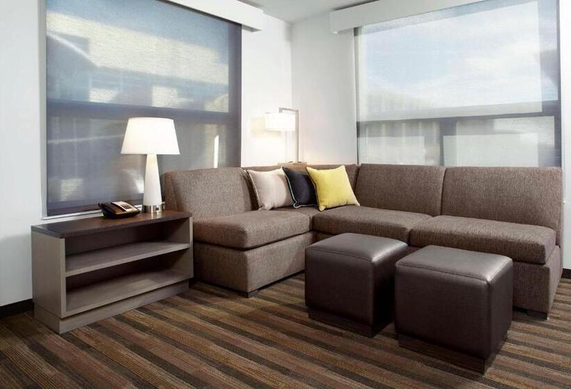 جناح سرير ملكى, Hyatt House Denver Lakewood Belmar