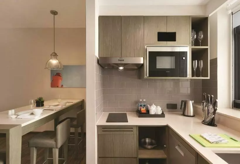 キングサイズベッドのスイートルーム, Hyatt House Shenzhen Airport