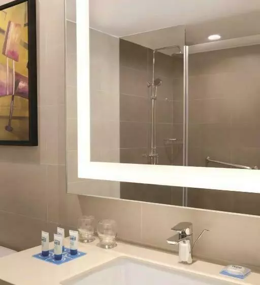 キングサイズベッドのスイートルーム, Hyatt House Shenzhen Airport
