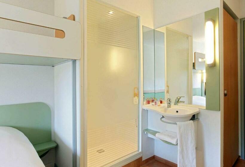 Номер Стандарт с Койками, Ibis Budget Saint Cyr Sur Mer La Ciotat