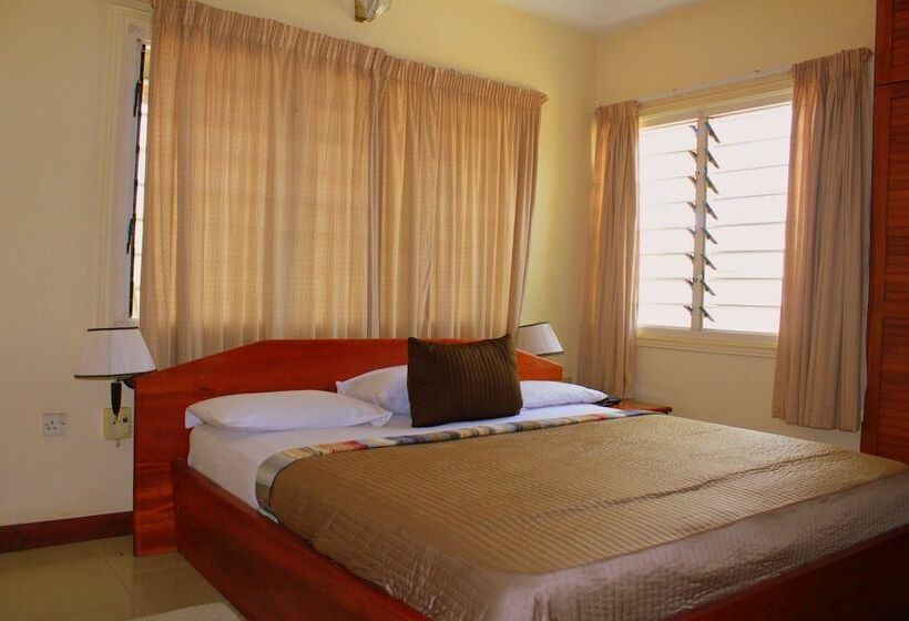 デラックスルーム, Loreto