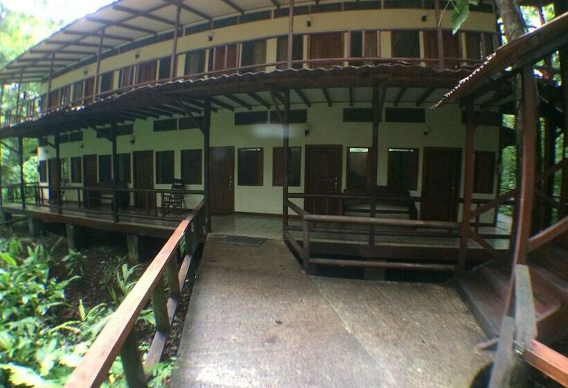 ガーデンビュークラシックルーム, Rana Roja Lodge