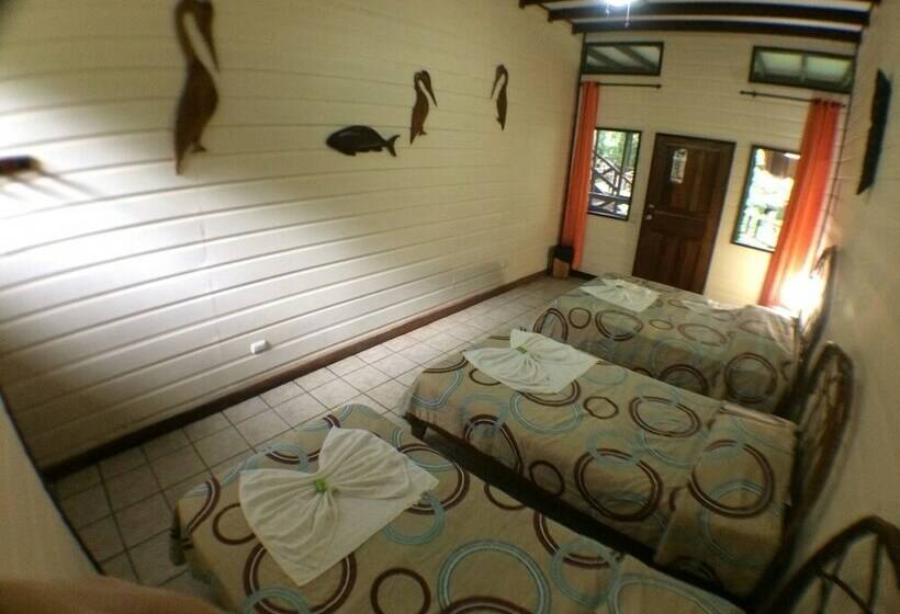 ガーデンビュークラシックルーム, Rana Roja Lodge