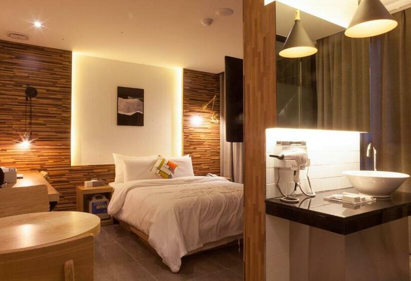 חדר ביזנס, Sienna