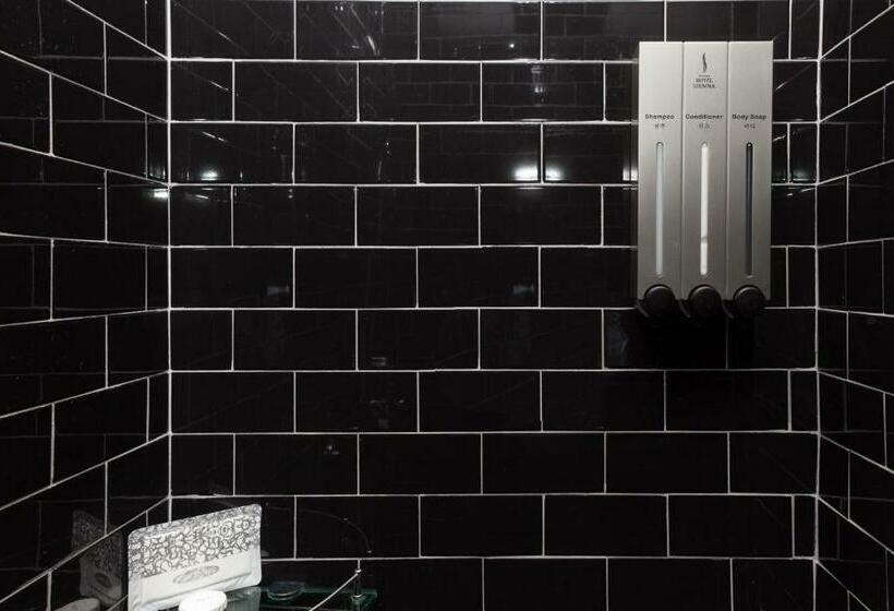 חדר סופריור, Sienna