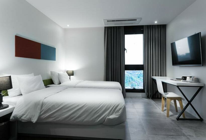 חדר ביזנס, Sienna