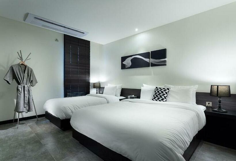 חדר סופריור, Sienna