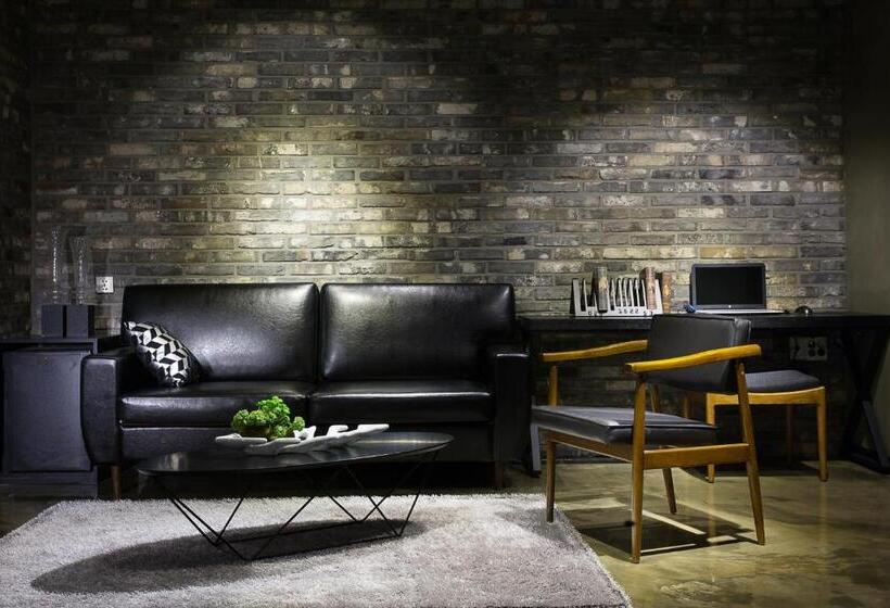 סוויטת פרמיום, Sienna