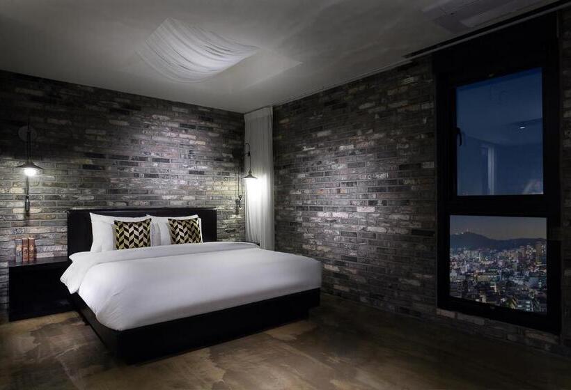 סוויטת פרמיום, Sienna