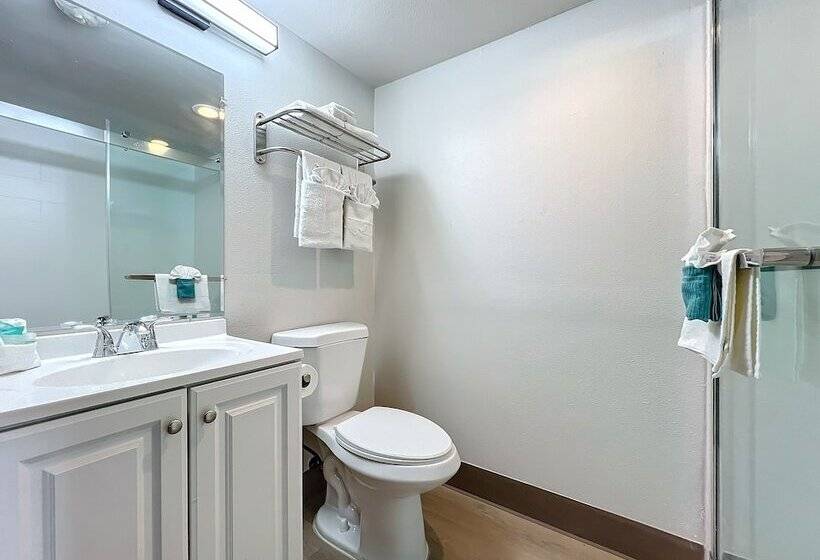 جناح, Stayable Kissimmee East