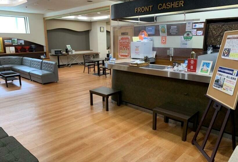 标准间, Yamanouchi