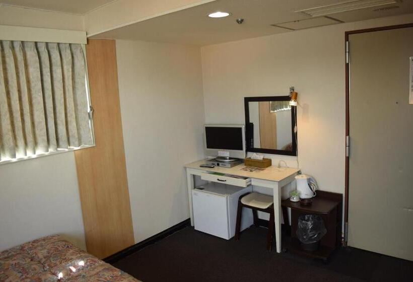 标准间, Yamanouchi