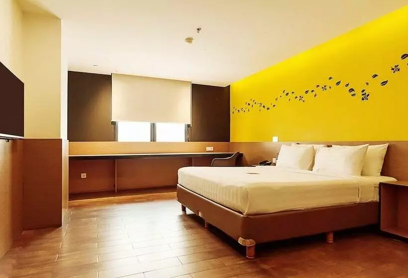 スーペリアールーム, Yellow Bee Tangerang
