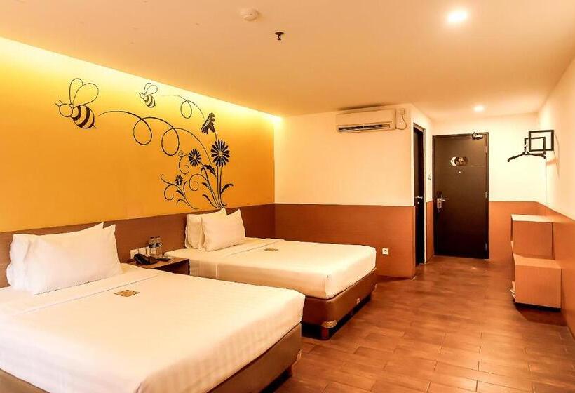 スーペリアールーム, Yellow Bee Tangerang